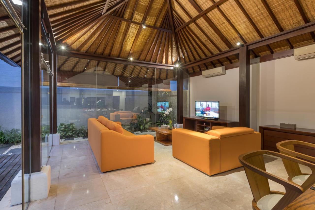 Villa Litera Seminyak  Luaran gambar